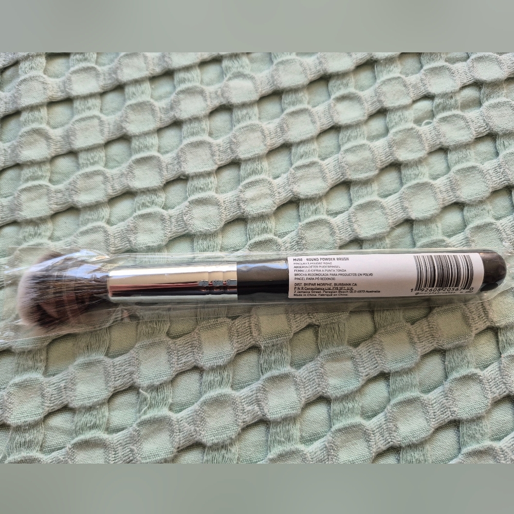Morphe (M450) Round Powder Brush
